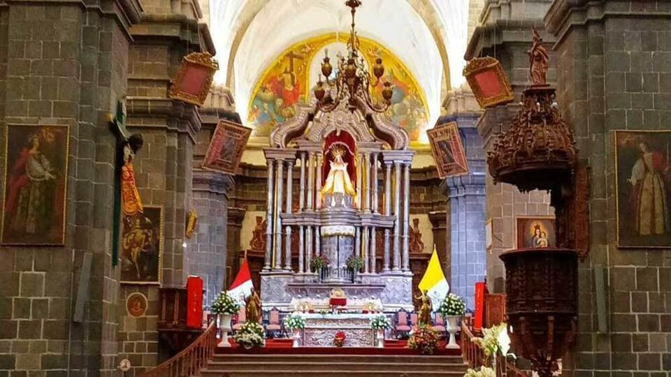 Altar mayor de la catedral