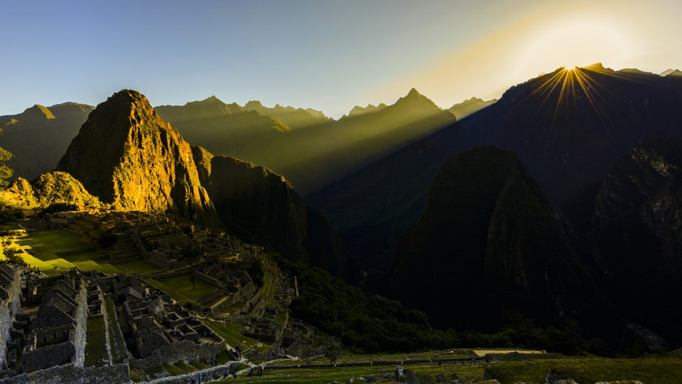 Salida del sol en Machu Picchu