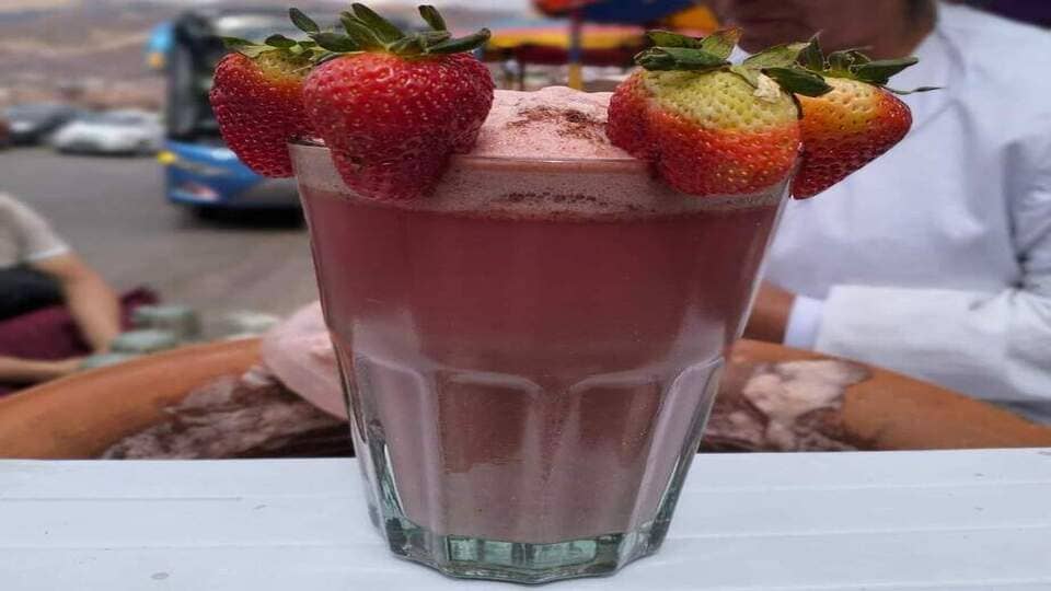 Frutillada bebida típica de los cusqueños