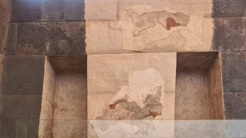 Muro en la Colonia-Coricancha.